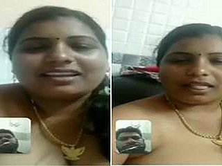 In these times Exclusive- Sexy Mallu Bhabhi Showing He...