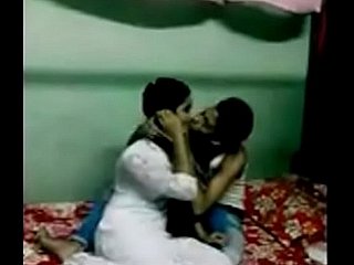 Indiano Small Town Desi Teens Homemade Sextape (nuovo)