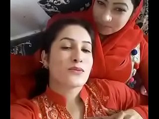 Pakistani diversion fond girls
