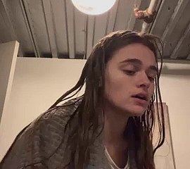 MEGNUTT ONLYFANS takes a shower approximately beamy heart of hearts