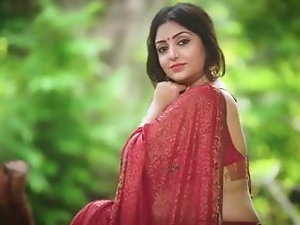 Hot Bengali girl with Cyclopean Figure