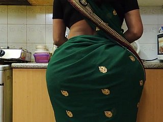 인도 Bhabhi '의 거대한 엉덩이