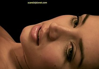 Ana de Armas Benar-benar Nude Dalam Divine spark ScandalPlanetCom
